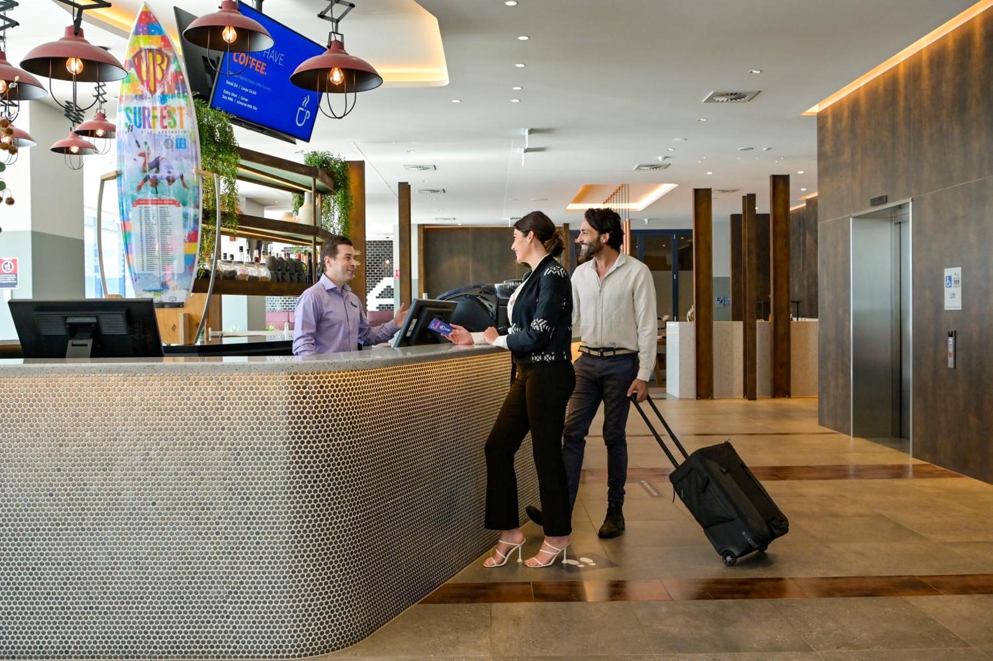 Holiday Inn Express Newcastle By Ihg Zewnętrze zdjęcie
